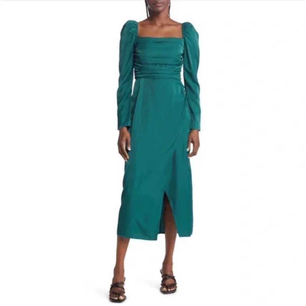 CHARLES HENRY Ruched Long Sleeve Midi Dress In Green, M